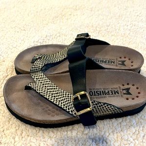 Mephisto Helen wedge sandal. Brand new. Never worn.